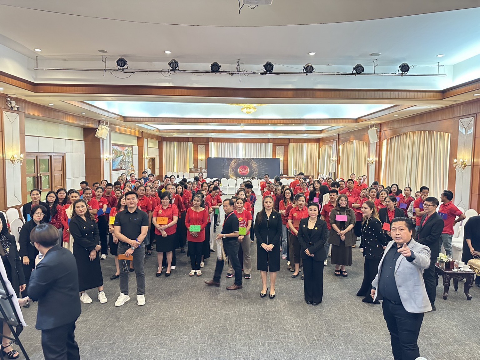 ภาพบรรยากาศผู้เข้าร่วมการอบรมจำนวนมากในห้องสัมมนา